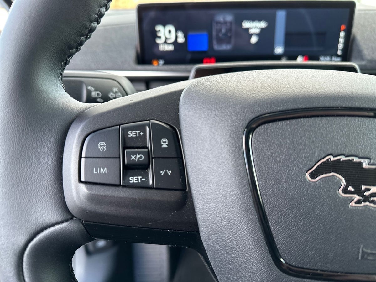 Ford Mustang Mach-E Standard Range billede 16