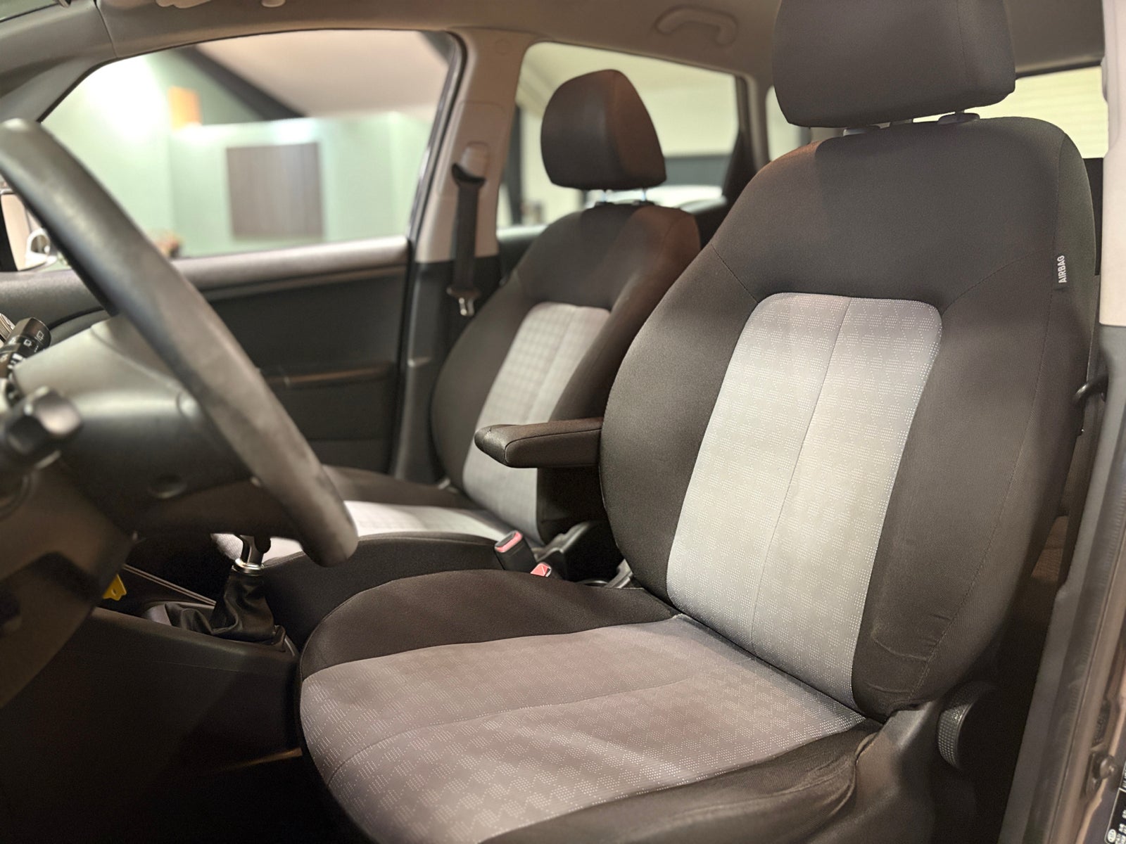 Kia Venga CVVT Attraction