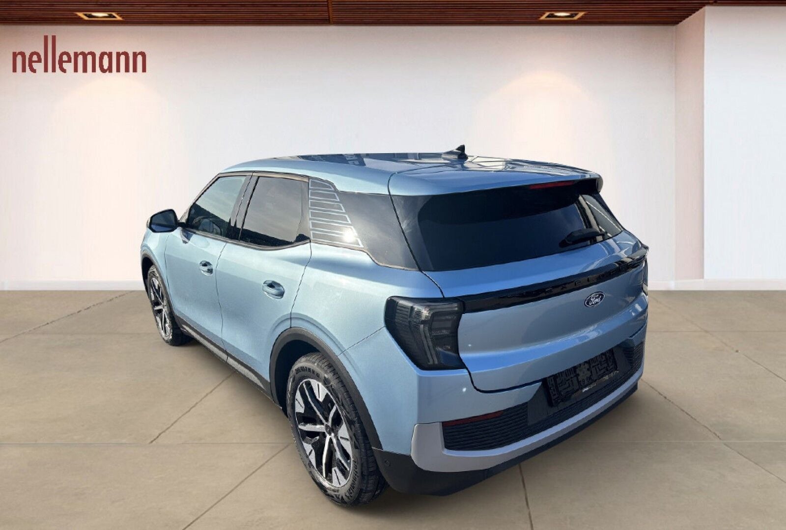 Ford Explorer Select Extended Range