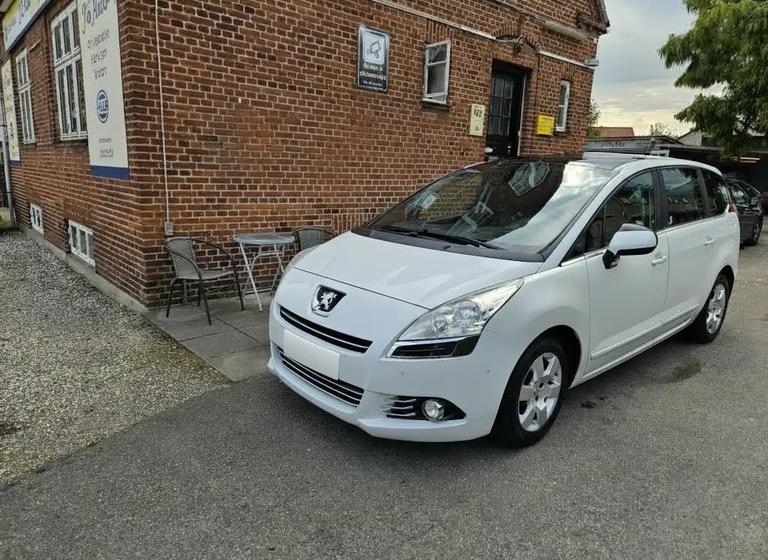 Peugeot 5008 HDi 112 Style 7prs