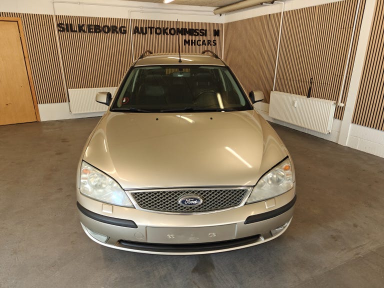 Ford Mondeo 145 Ambiente stc.