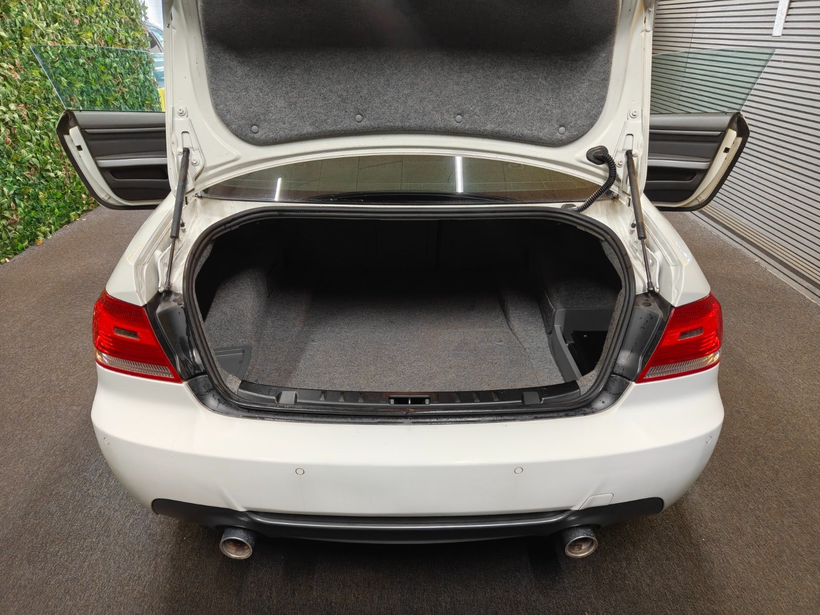 Billede af BMW 335d 3,0 Coupé Steptr.