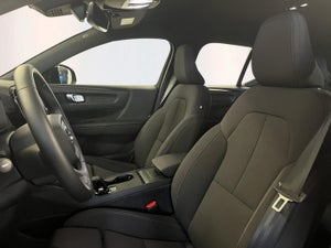 Volvo EX40 Standard Range Plus