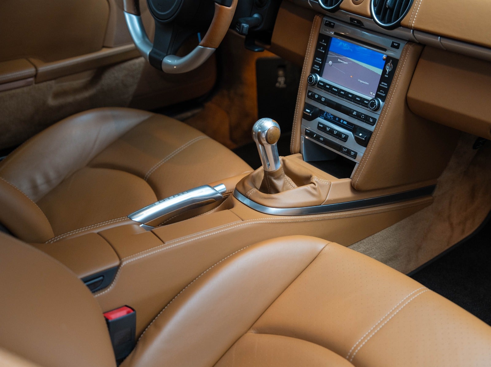 Gallery image 18 of 18