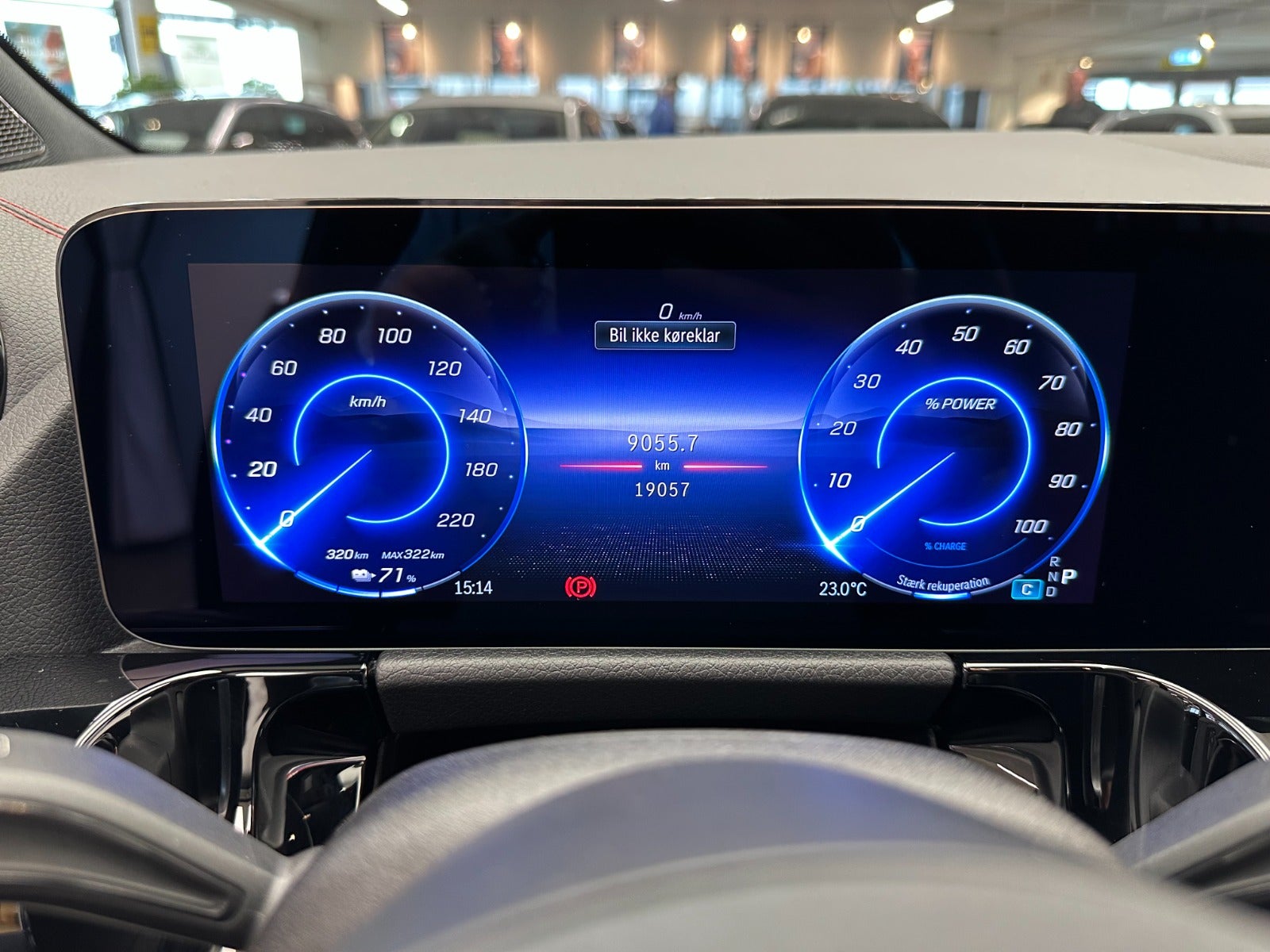 Billede af Mercedes EQA350  AMG Line 4Matic