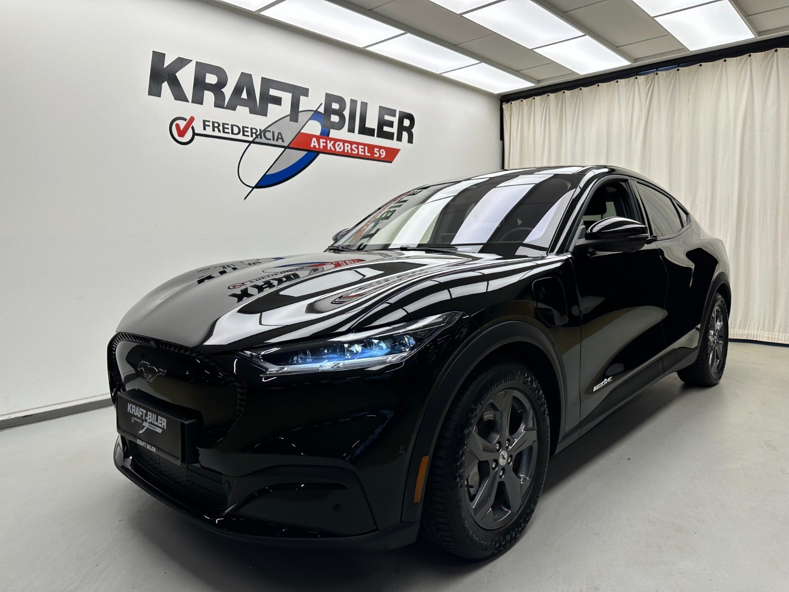 Billede af Ford Mustang Mach-E 75 Premium Standard Range