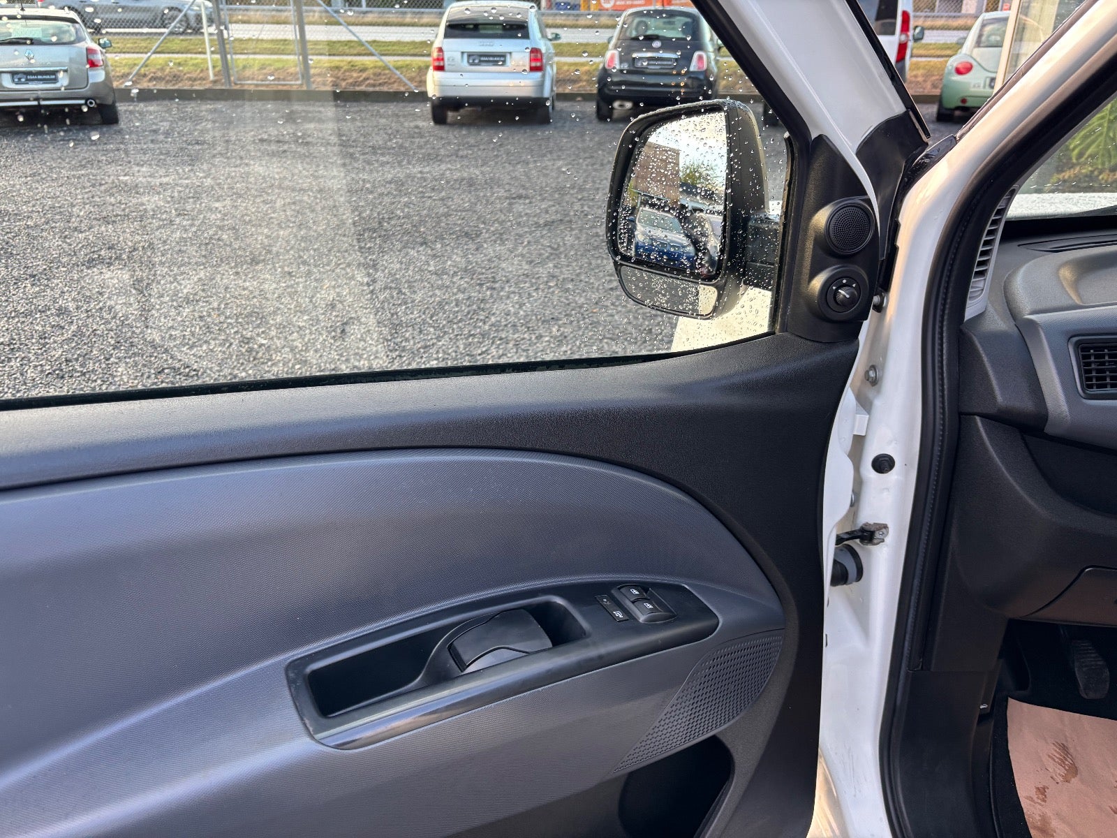 Fiat Doblò Cargo MJT Basic L1