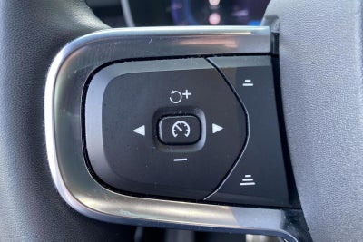 Volvo XC40 P6 ReCharge Core