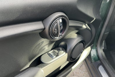 MINI Cooper Essential aut.