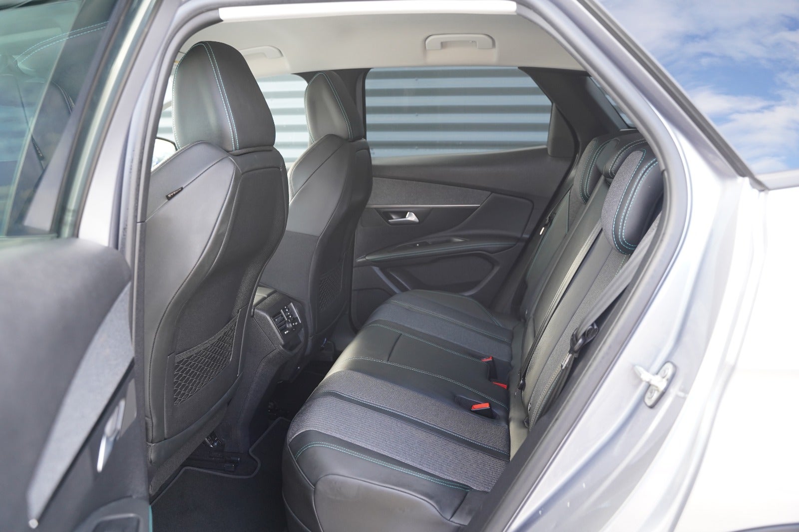 Billede af Peugeot 3008 1,6 Hybrid First Selection EAT8