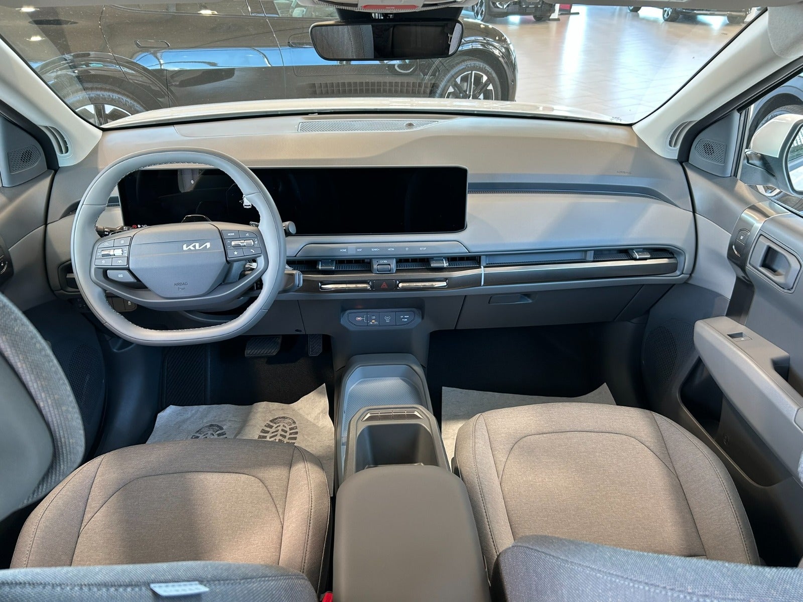 Kia EV3 Long Range Access