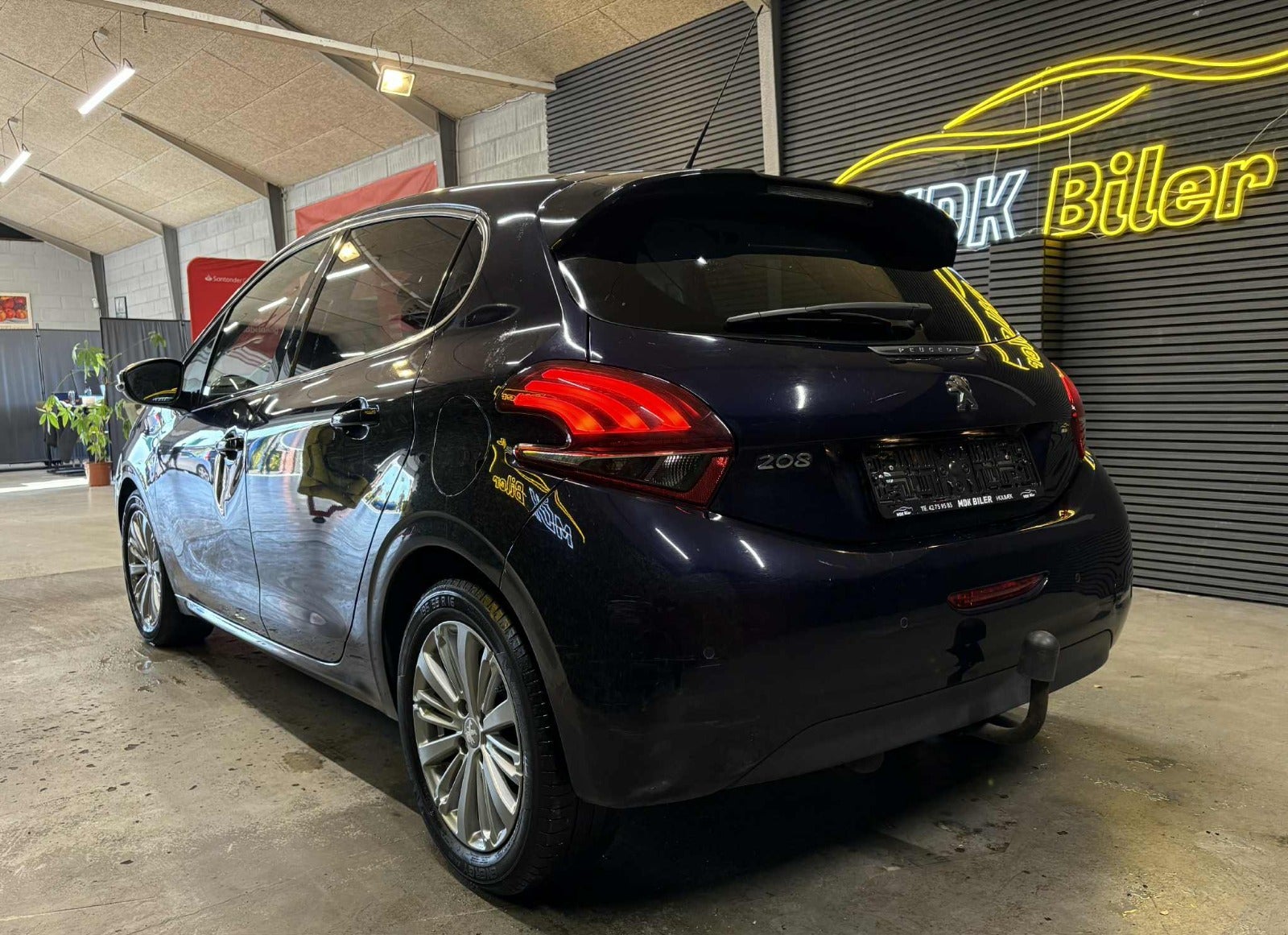 Billede af Peugeot 208 1,6 BlueHDi 100 Allure Sky