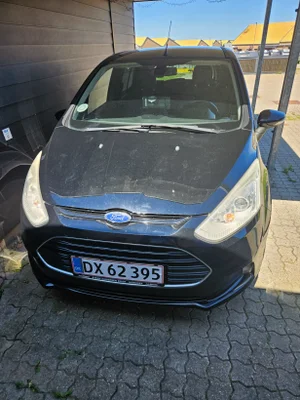 Ford B-MAX 1,0 SCTi 100 Titanium 5d