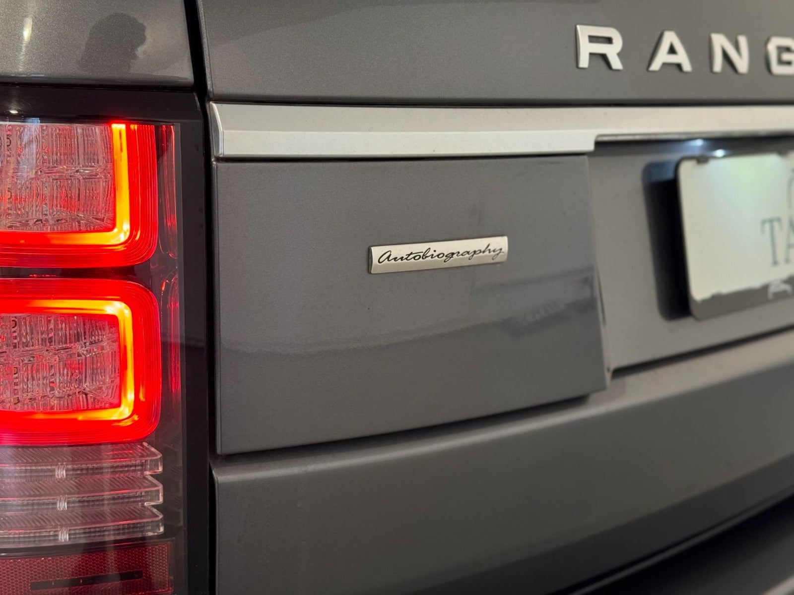 Land Rover – Range Rover