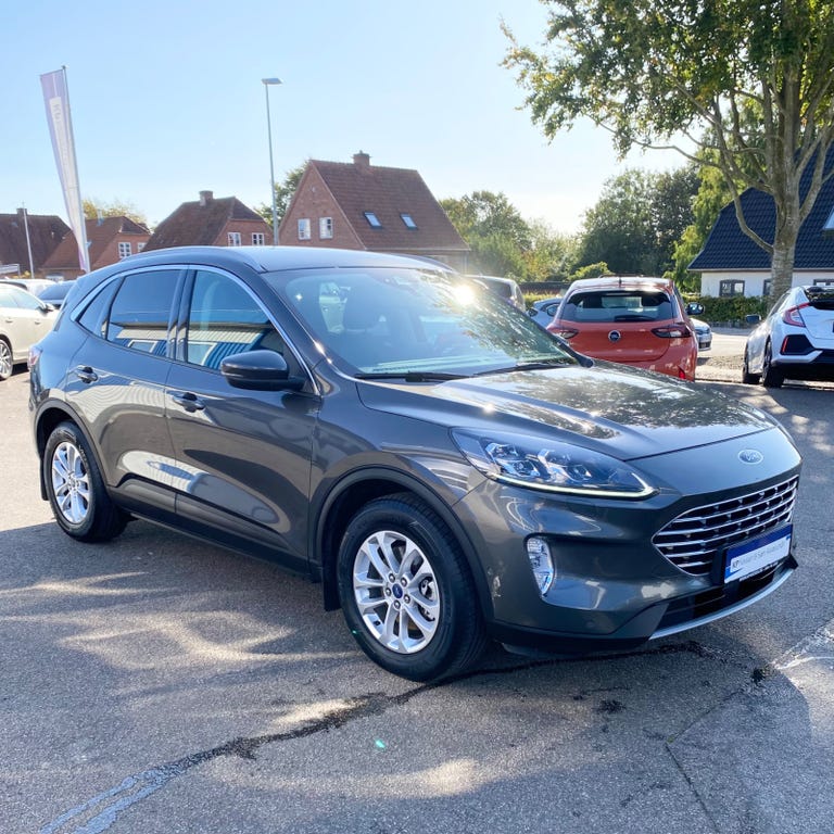 Ford Kuga PHEV Titanium X CVT