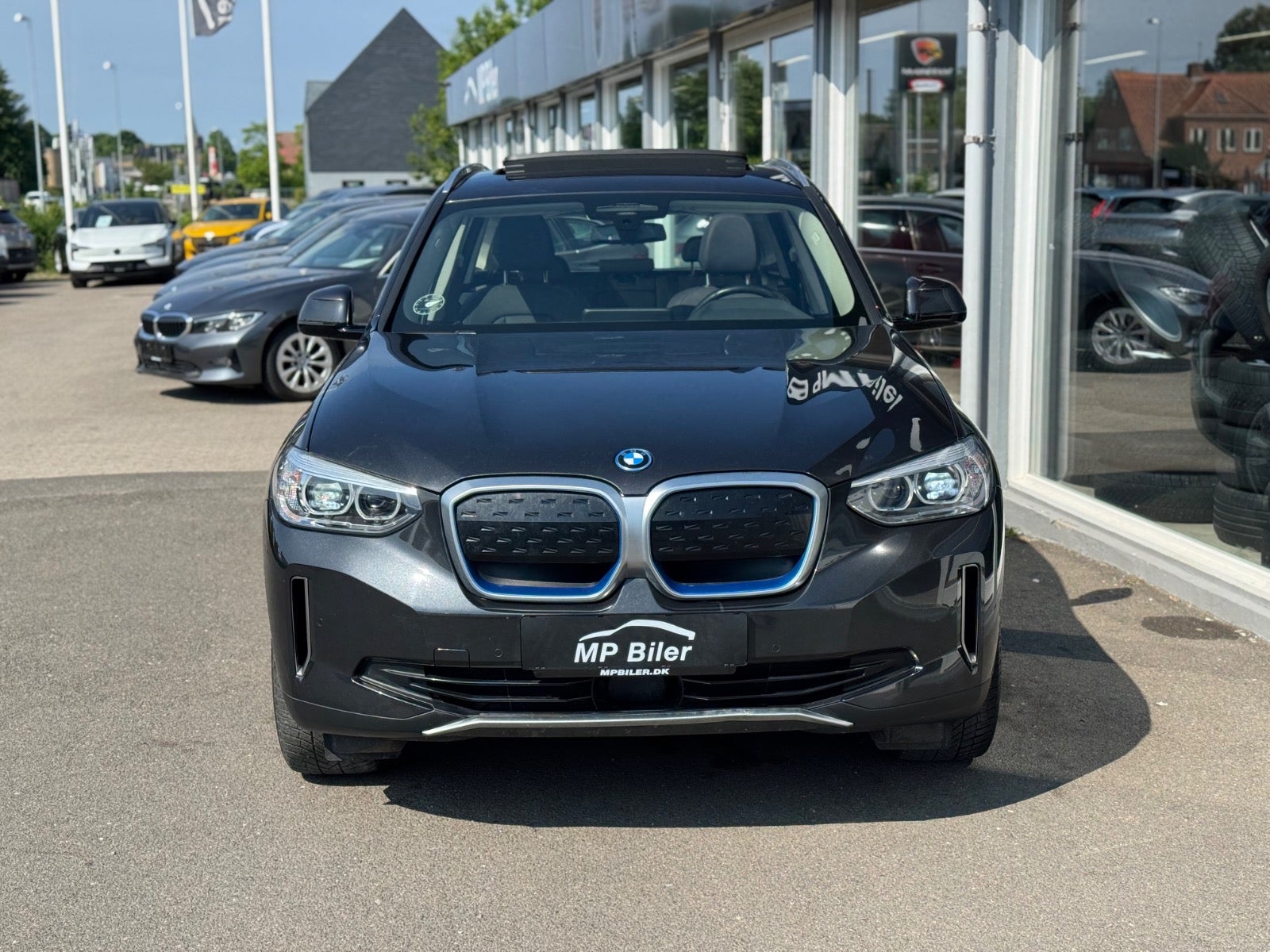 Billede af BMW iX3  Charged
