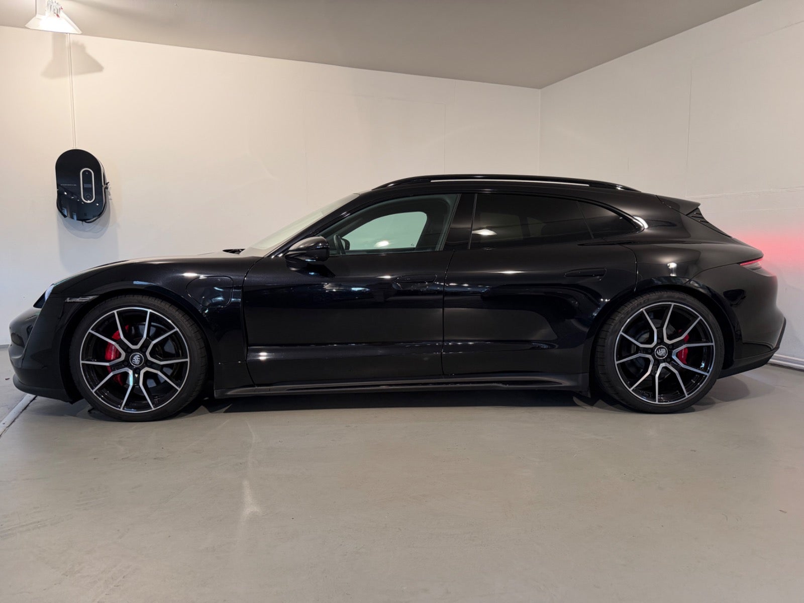 Porsche – Taycan 4S