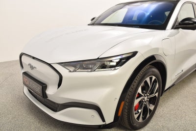 Ford Mustang Mach-E Extended Range AWD