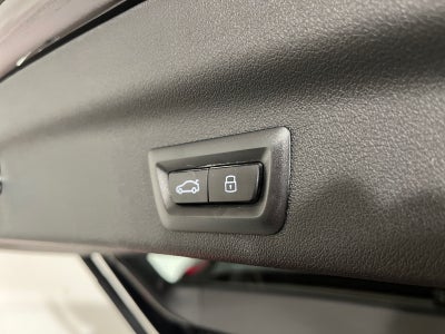 BMW iX1 xDrive30 M-Sport Van