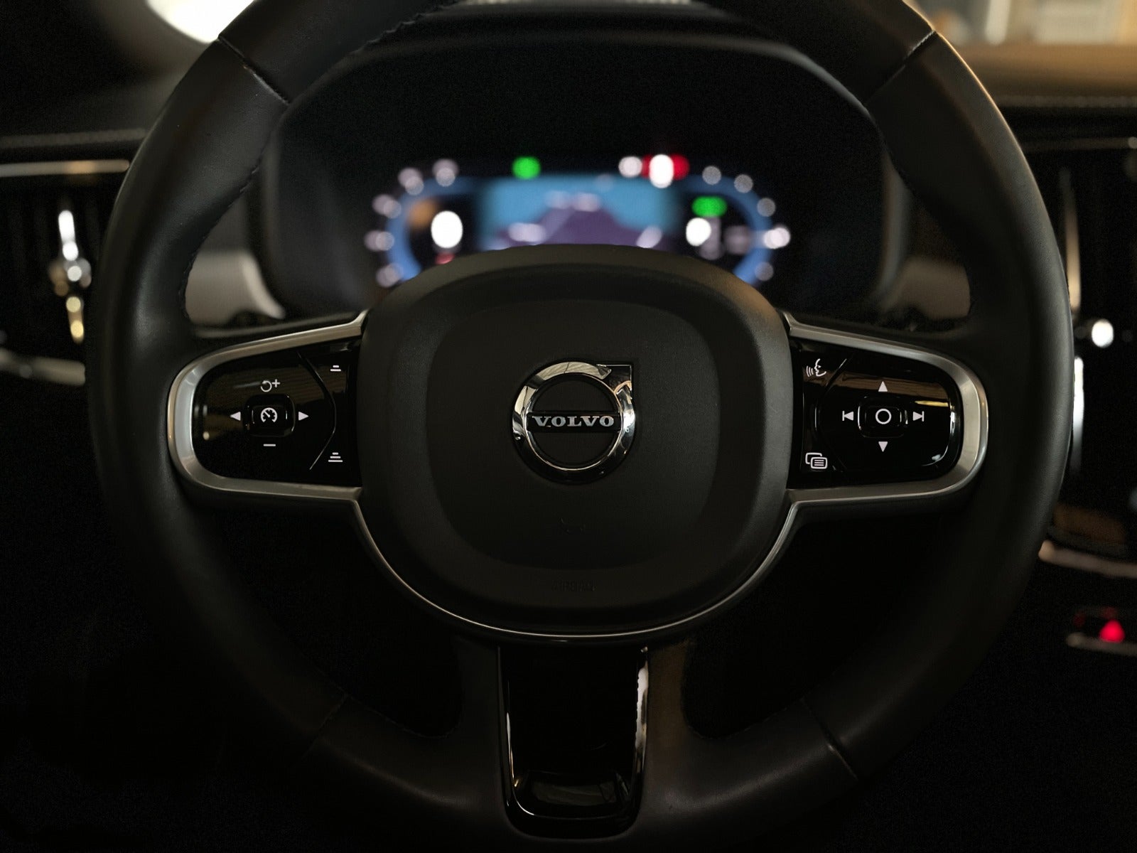 Volvo V90 T6 ReCharge R-Design aut. AWD