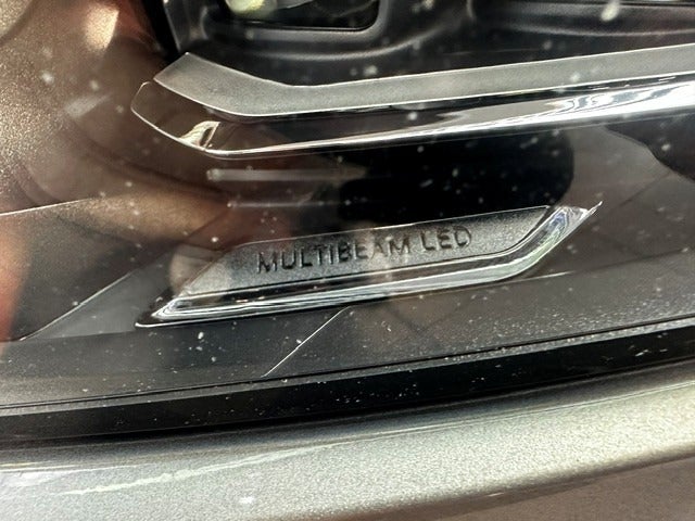 Mercedes-Benz A 220 d (2/8)