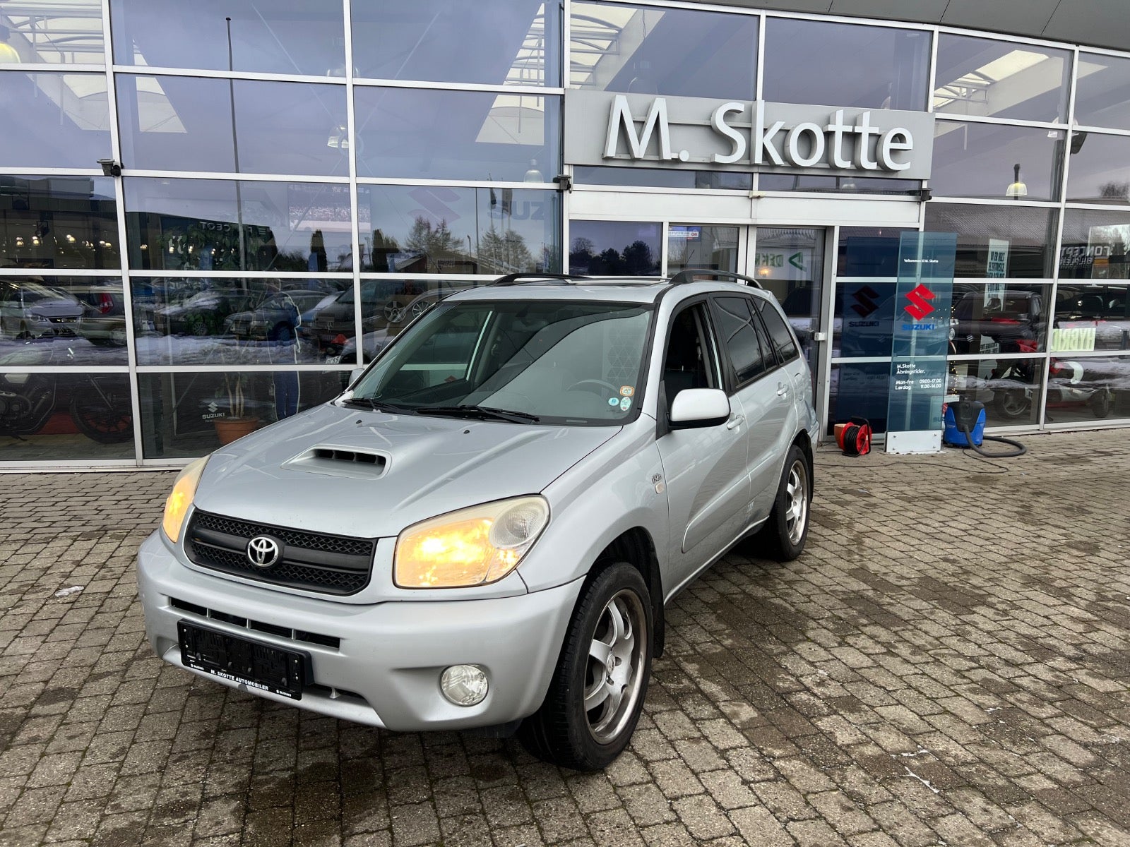 Billede af Toyota RAV4 2,0 D-4D Sun 4x4 Van