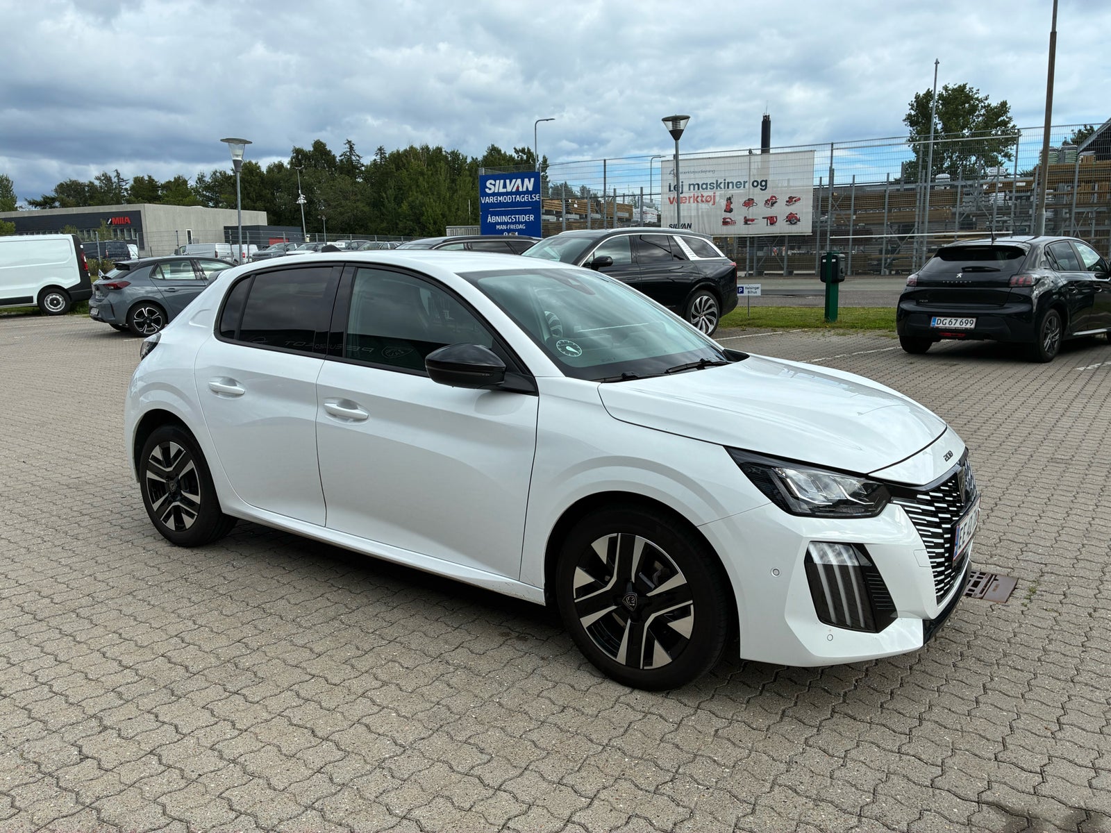 Billede af Peugeot 208 1,2 PureTech 100 Allure+