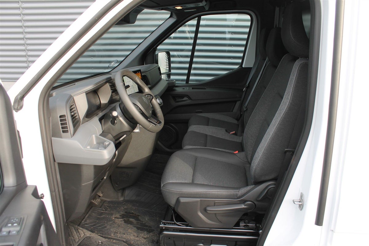 Renault Master V T35 E-Tech L2H2 Kassevogn Tekno billede 6