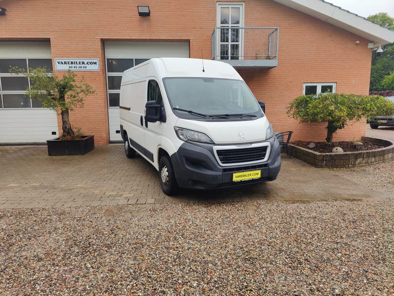 Peugeot Boxer 335 BlueHDi 165 L2H2 Premium