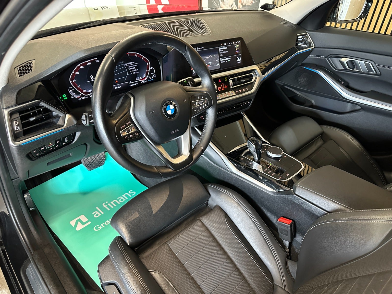 BMW 330e 2021