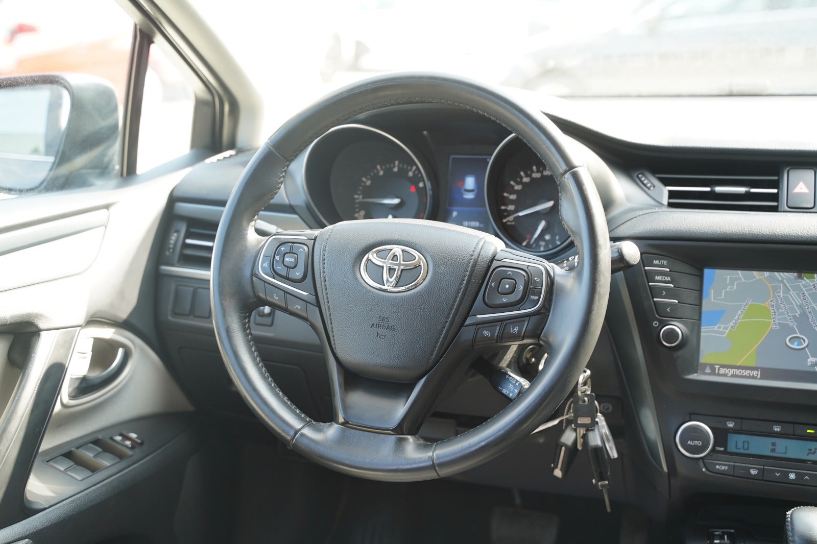Billede af Toyota Avensis 1,8 VVT-i T2 Touring Sports MDS