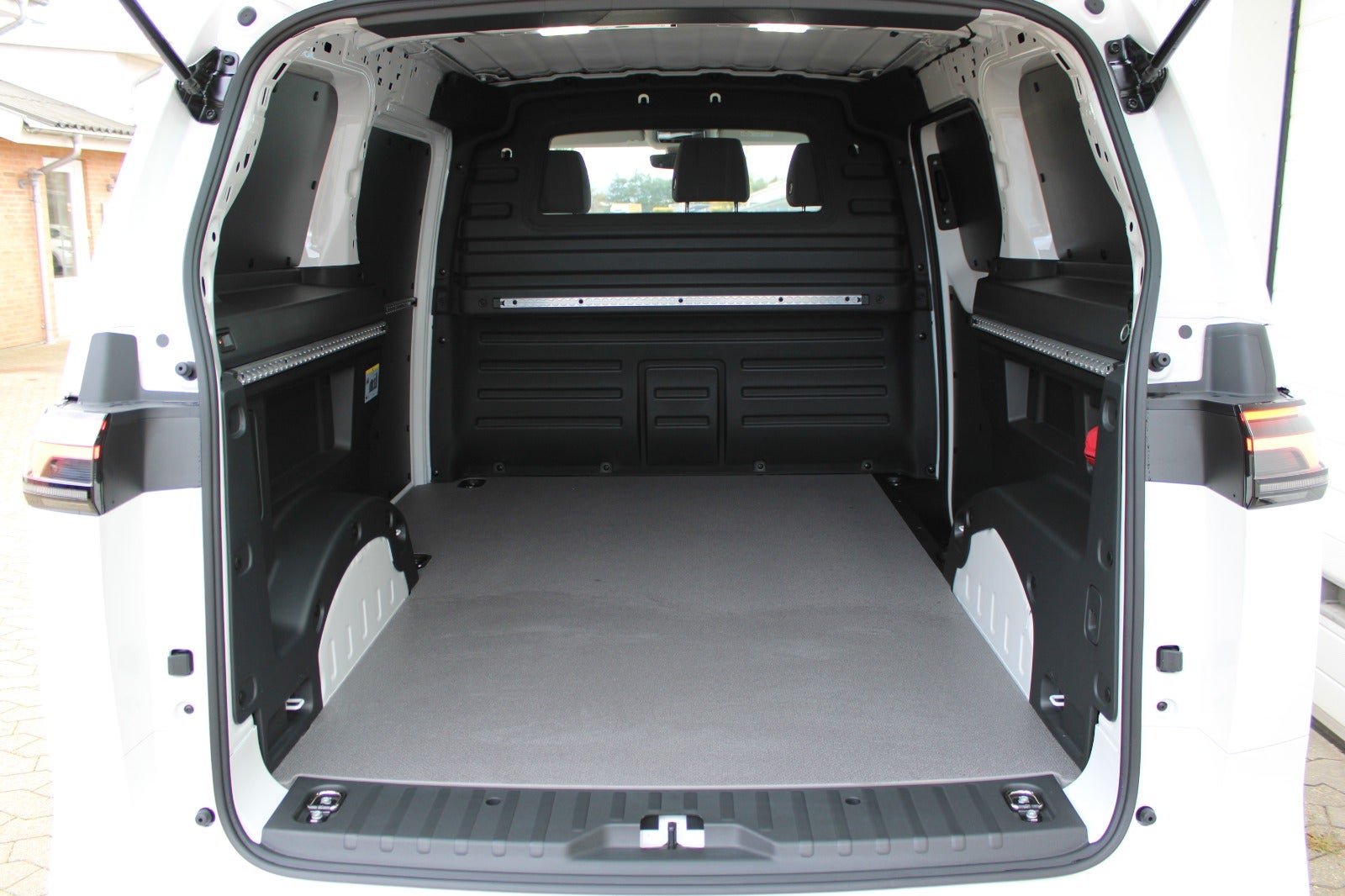 VW ID.Buzz Cargo Comfort