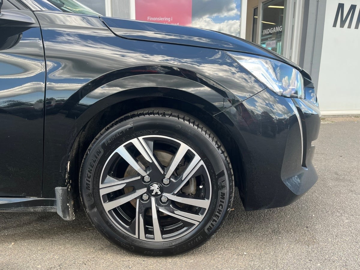 Billede af Peugeot 208 1,5 BlueHDi 100 Allure Sky