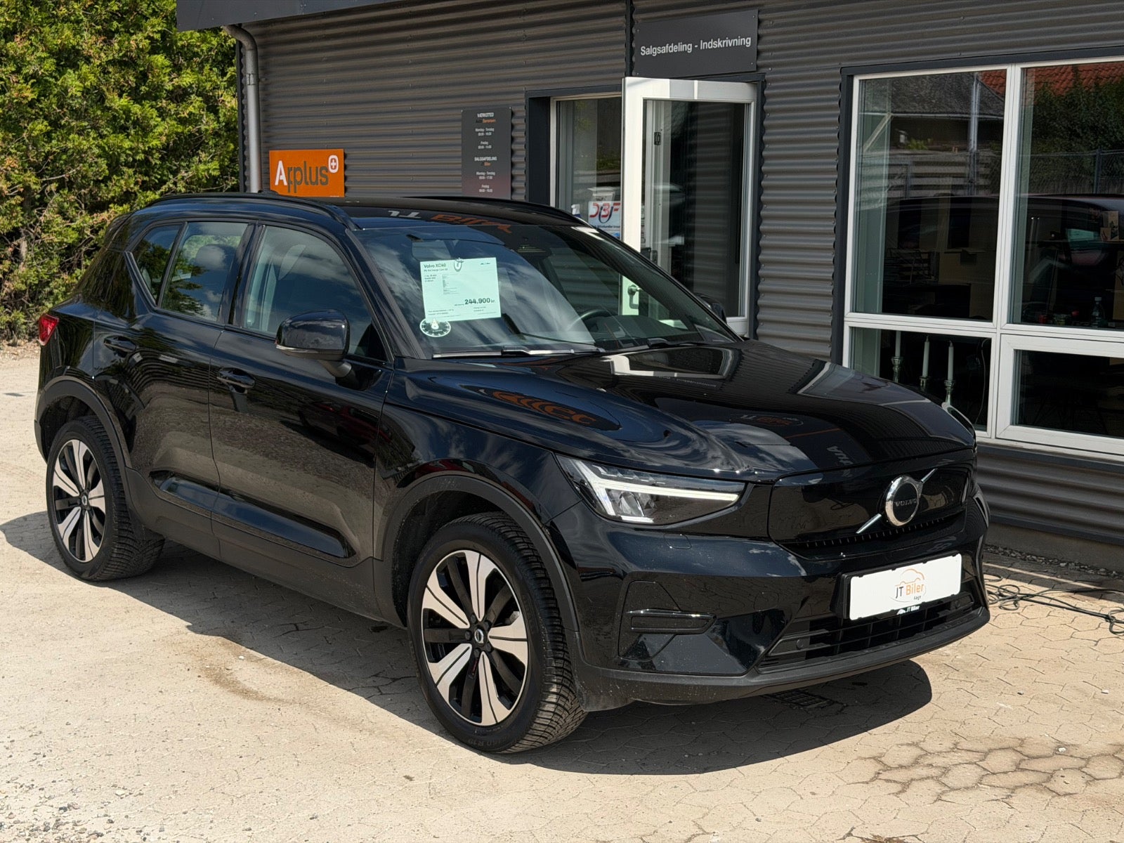 Volvo XC40 P6 ReCharge Core