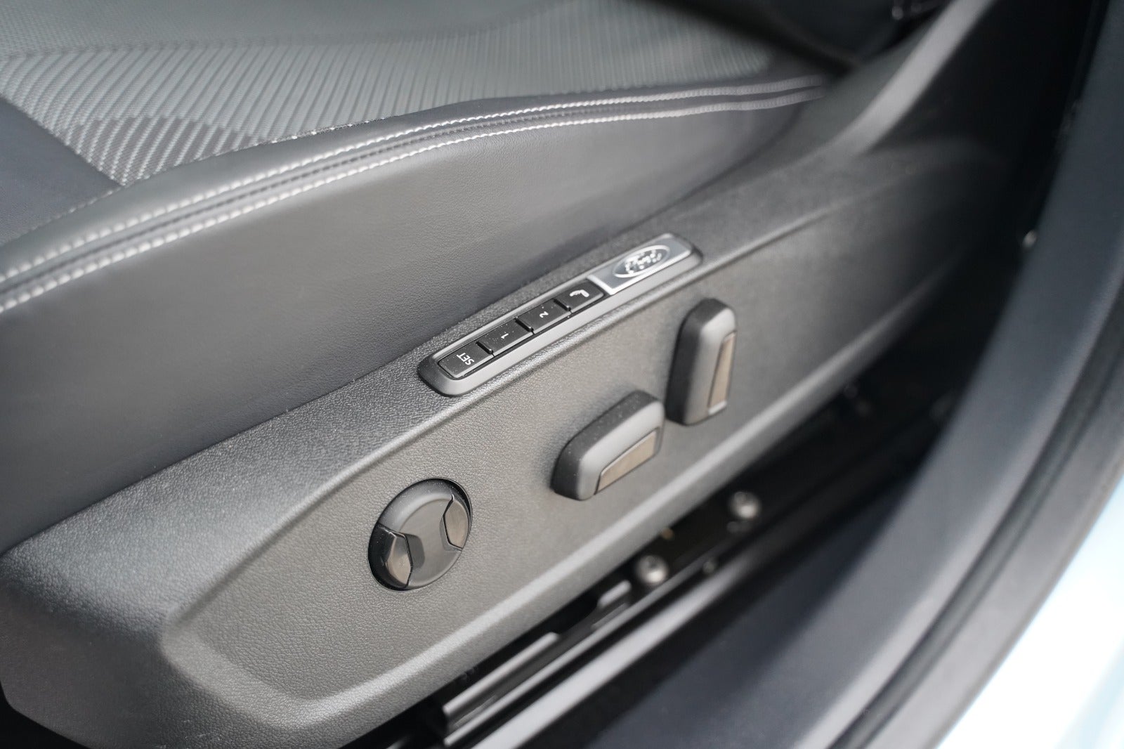 Billede af Ford Explorer 77 Select Extended Range