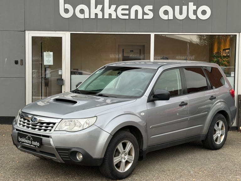 Subaru Forester D XE AWD Van