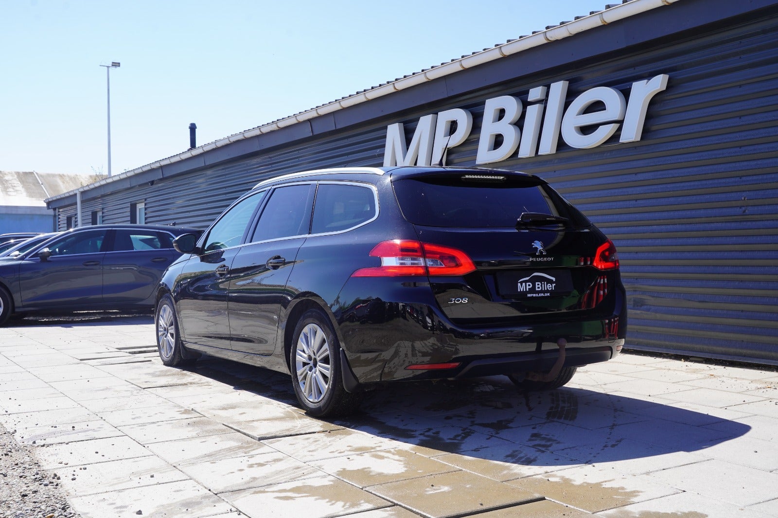 Billede af Peugeot 308 1,6 BlueHDi 120 Allure Sky SW