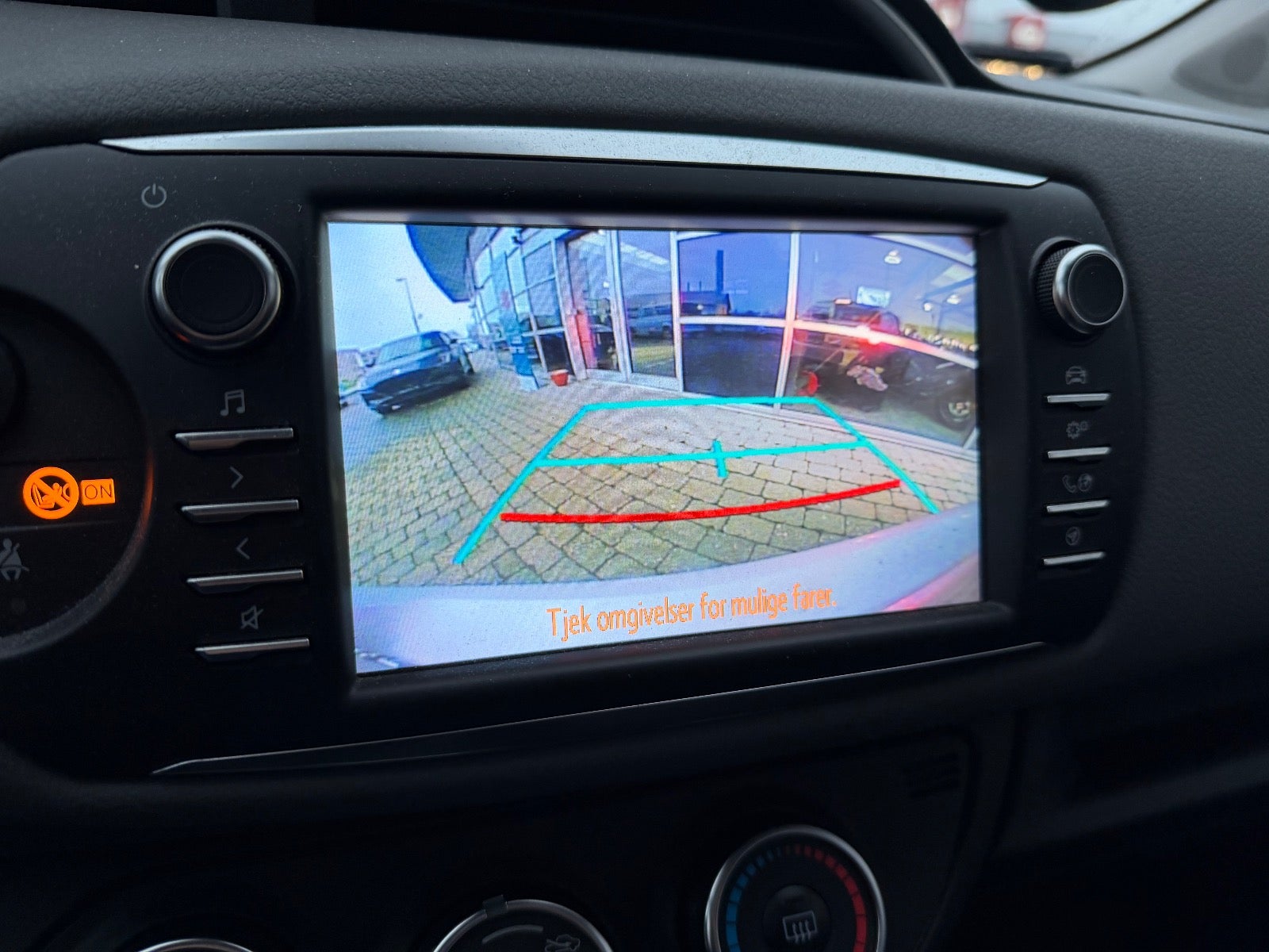 Billede af Toyota Yaris 1,0 VVT-i T2