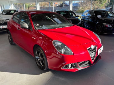 Alfa Romeo Giulietta 1,6 JTD 120 Super TCT 5d