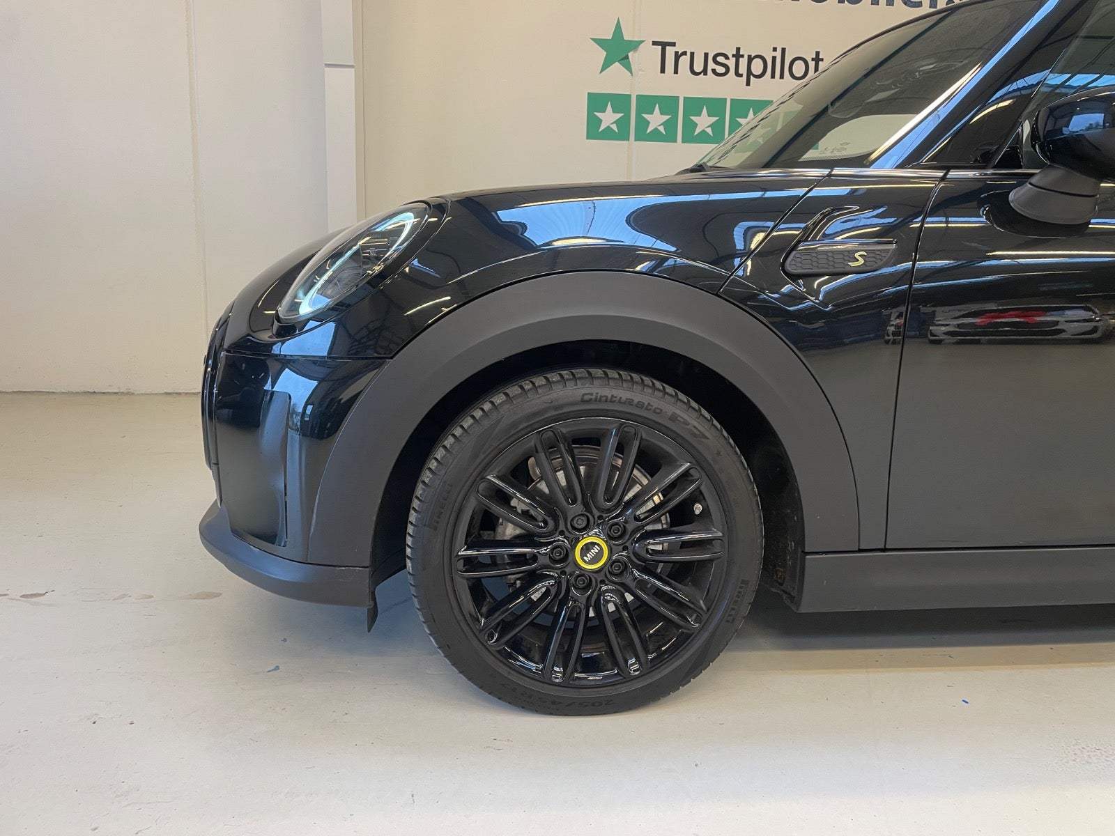 MINI Cooper SE Yours Trim