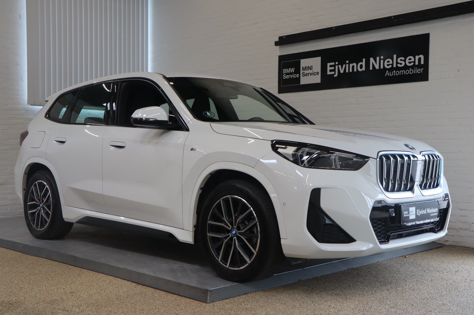 BMW iX1 xDrive30 M-Sport