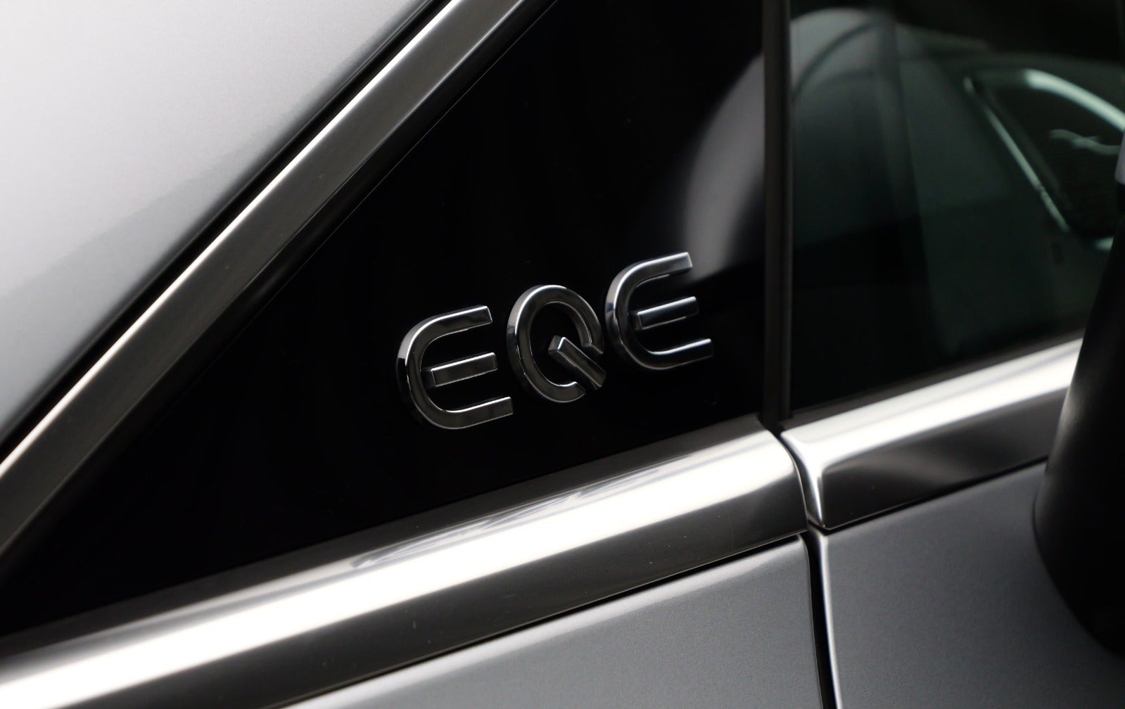 Mercedes EQE350+ AMG Line