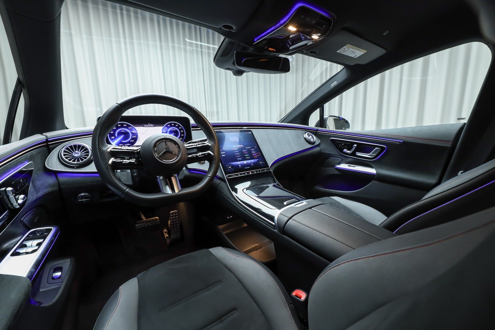 Mercedes-Benz EQE 350+ (4/8)