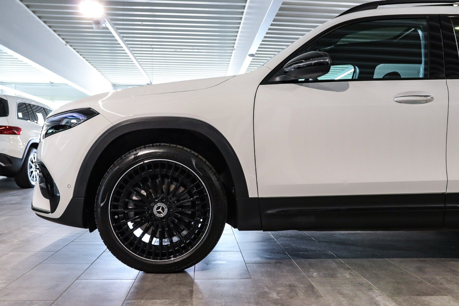 Billede af Mercedes EQB250+  AMG Line Advance Plus 7prs