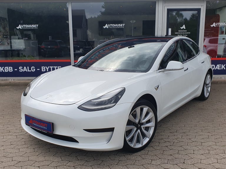 Tesla Model 3 Standard Range+ RWD