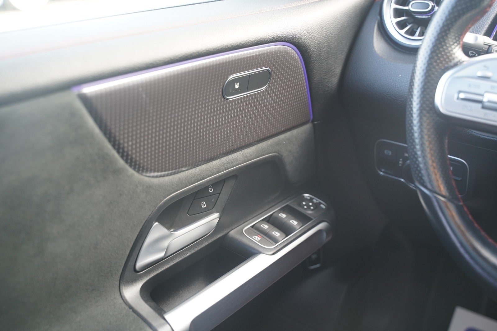 Billede af Mercedes EQB300  AMG Line 4Matic