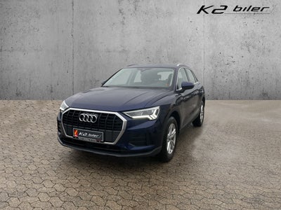 Audi Q3 45 TFSi e Attitude+ S-tr. Benzin aut. Automatgear modelår 2022 km 48000 Mørkblåmetal ABS air