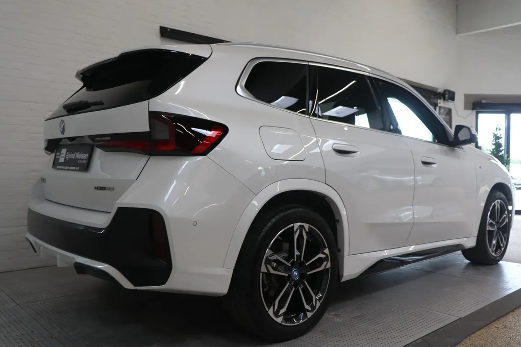 BMW iX1 eDrive20 M-Sport