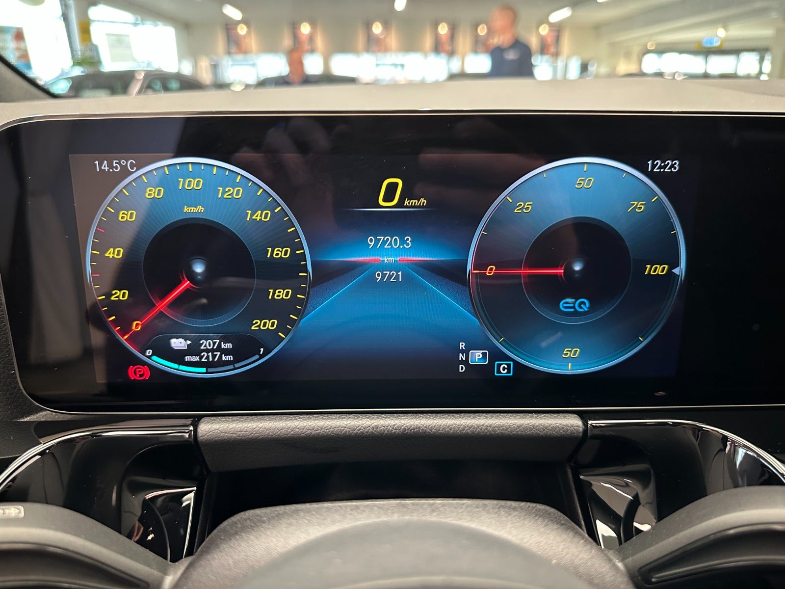 Billede af Mercedes EQA350  AMG Line 4Matic