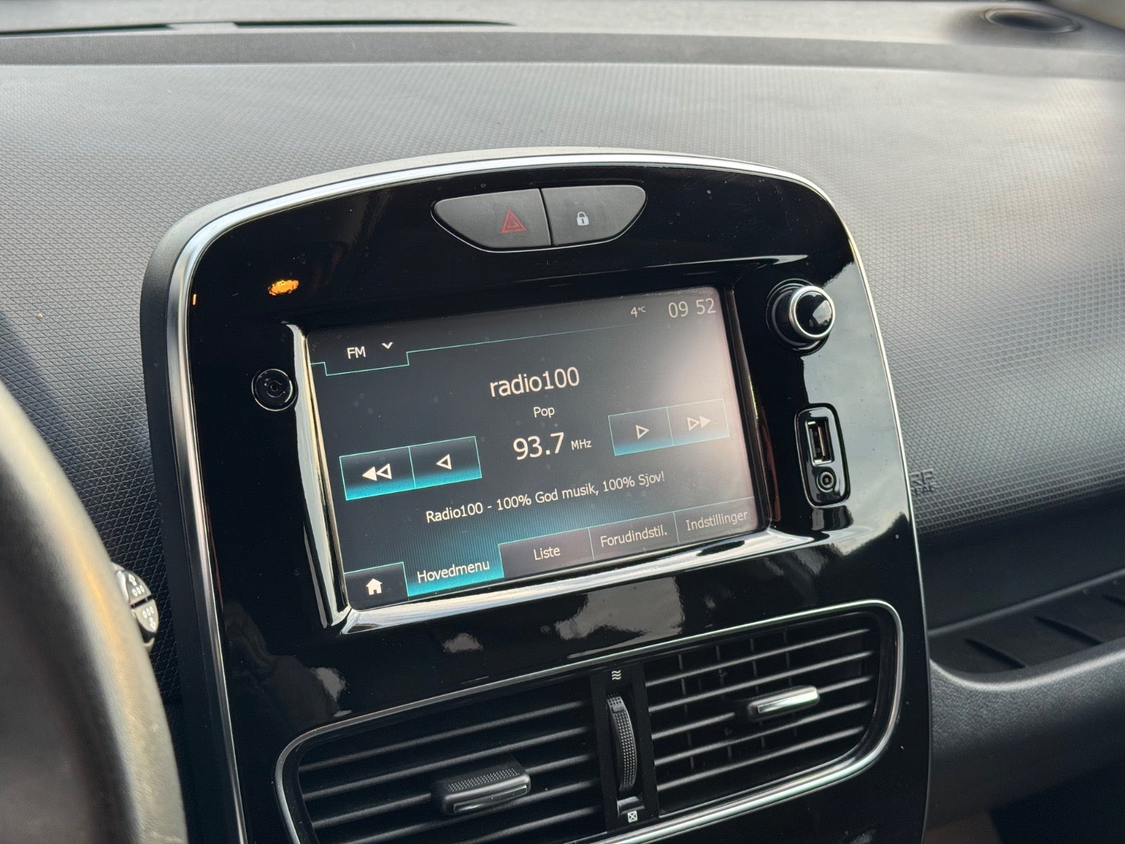 Billede af Renault Clio IV 0,9 TCe 90 Limited Sport Tourer